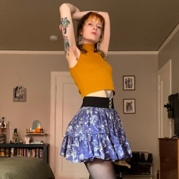 Treasure & Bond Mini Skirt in Blue Tiered Cotton, size Small - Picture 5 of 7